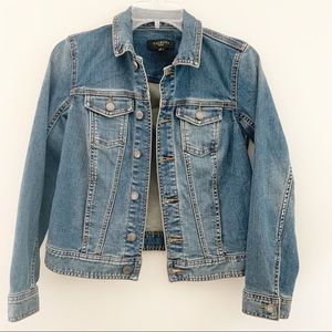 Talbots Petite Classic Jean Jacket Medium Wash